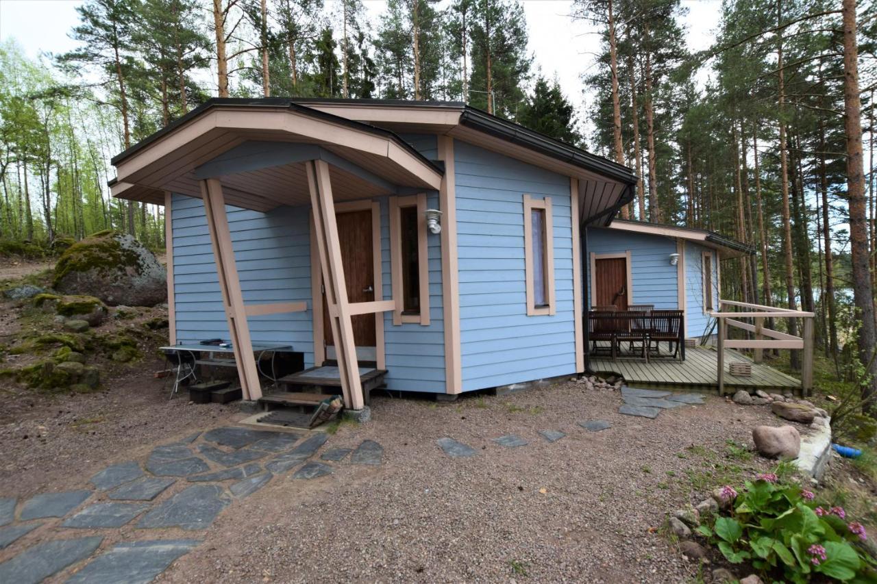 Villa Pyhtaeaen Vuokramoekit Tuuski Exterior foto
