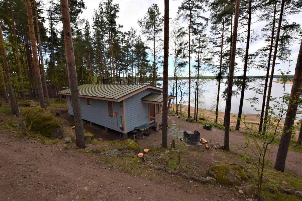 Villa Pyhtaeaen Vuokramoekit Tuuski Exterior foto