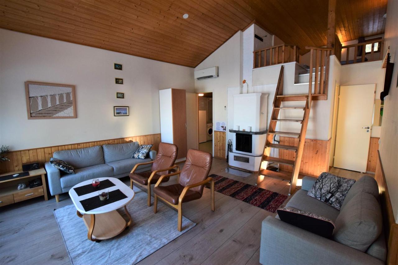 Villa Pyhtaeaen Vuokramoekit Tuuski Exterior foto