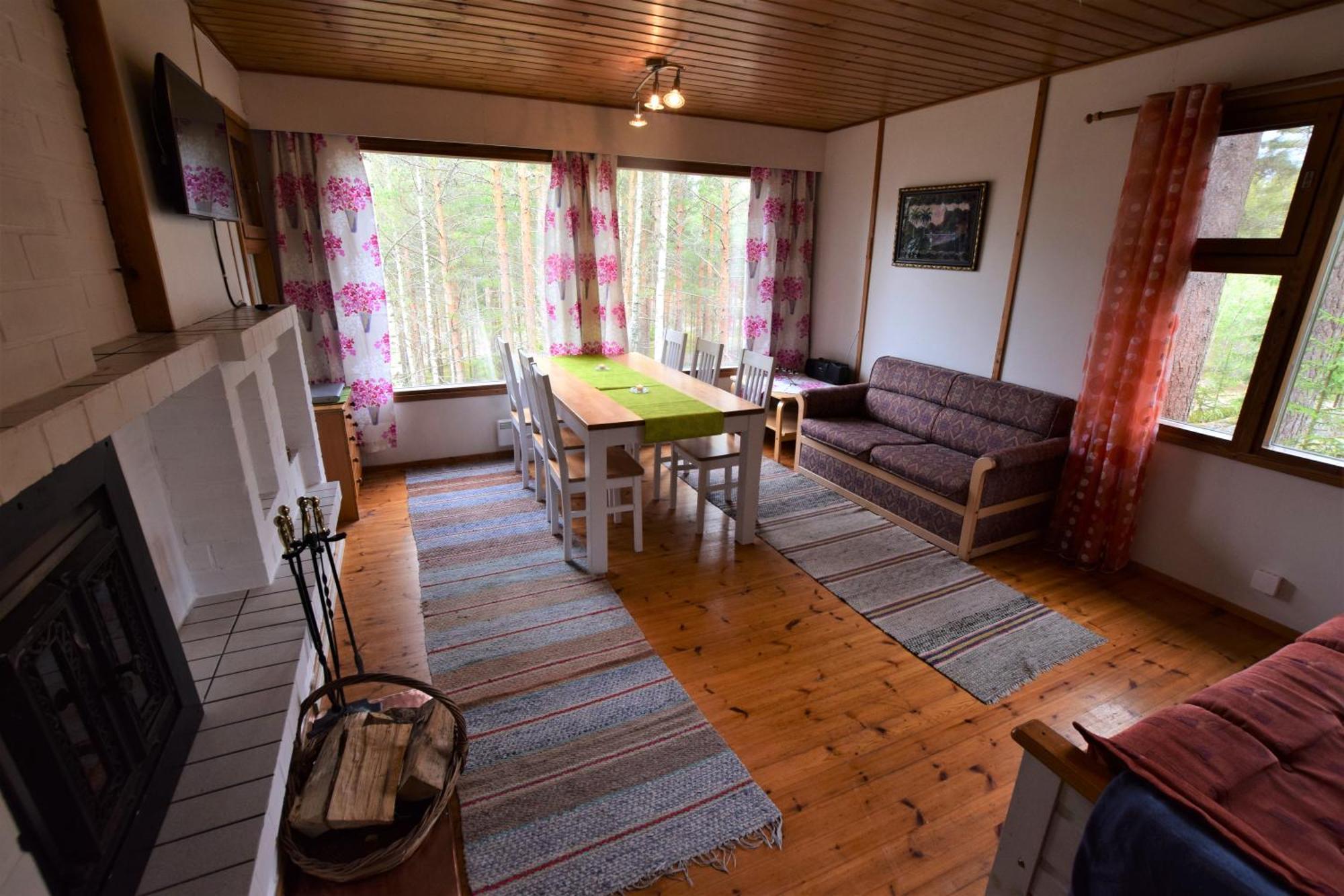 Villa Pyhtaeaen Vuokramoekit Tuuski Exterior foto